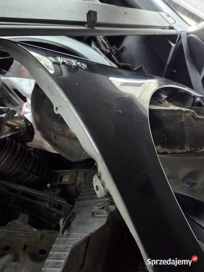 Toyota avensis t25 drzwi prawy przód Zabierzów