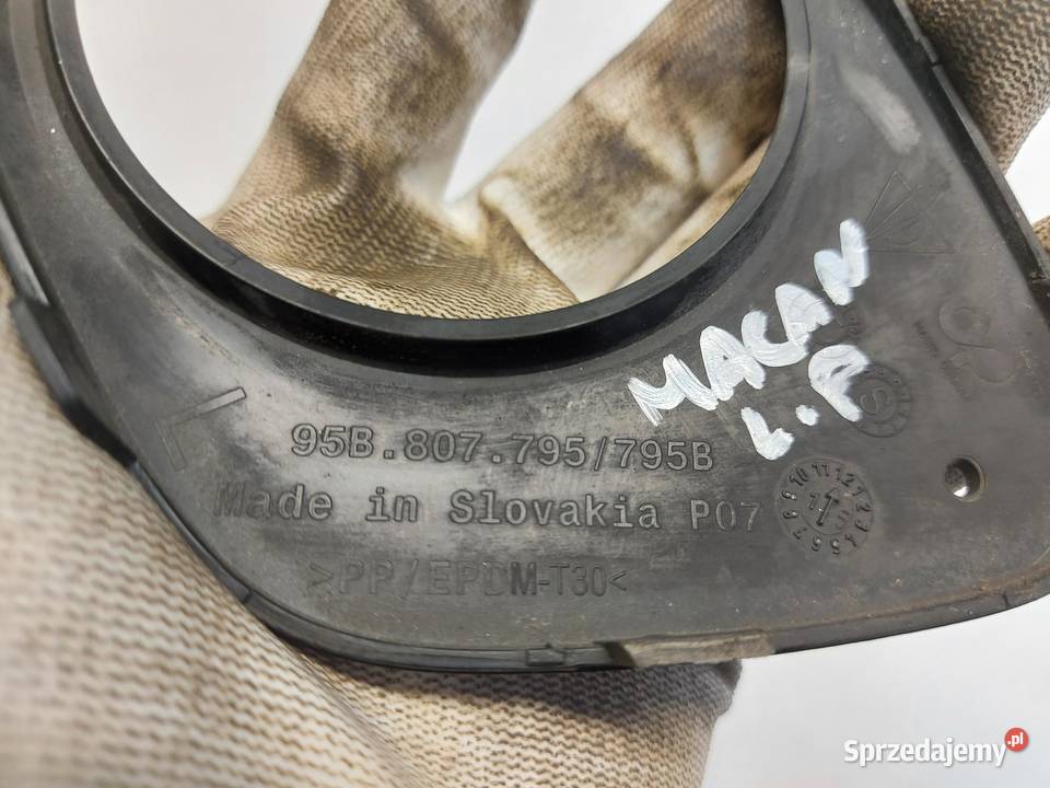 PORSCHE MACAN S 95B Kratka zderzaka halogenu dolnośląskie