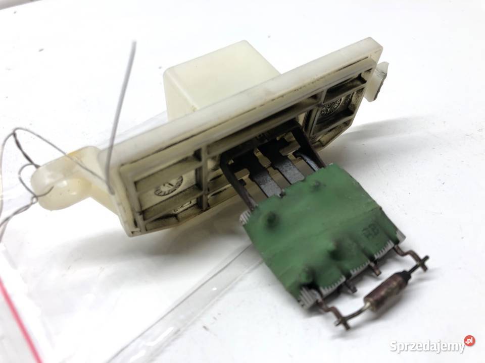 OPORNIK DMUCHAWY POWIETRZA FORD FOCUS III