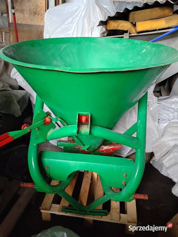 Sprzedam rozsiewacz nawozów sipma n0541 Sipma Nasławice
