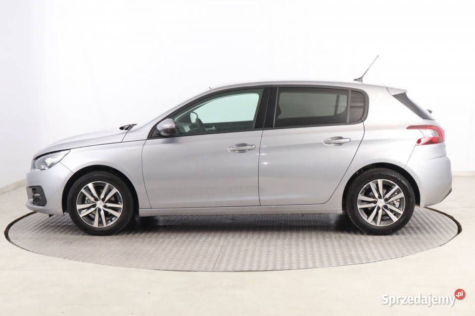 Peugeot 308 12 PureTech Zabrze