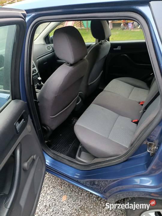 Ford Focus kombi 16 Dębica