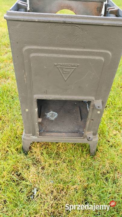 Piecyk żeliwny szamotowy wyprodukowany w Murowana Goślina