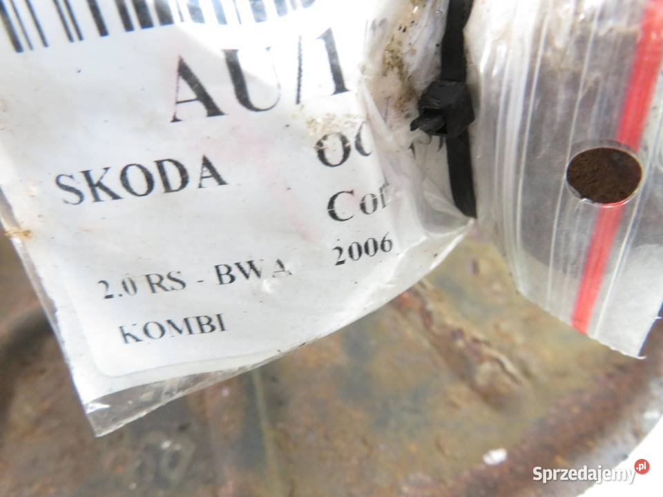 PIASTA PRAWY PRZÓD SKODA OCTAVIA II 20 RS