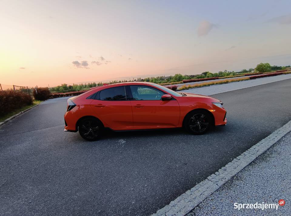 Sprzedam Hondę Civic X Sport Plus 15t Gdów