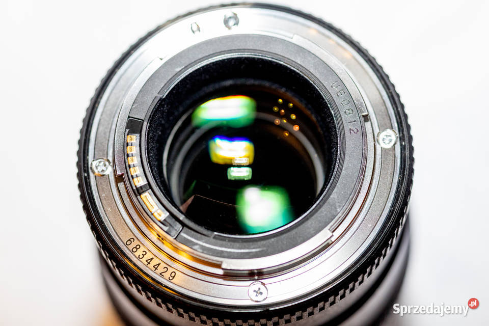 Canon EF 100mm f28L Macro IS USM