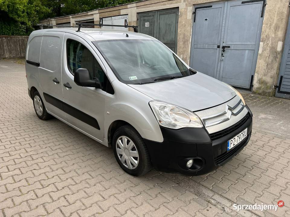 Samochod osobowy 1600cm3 sprzedam