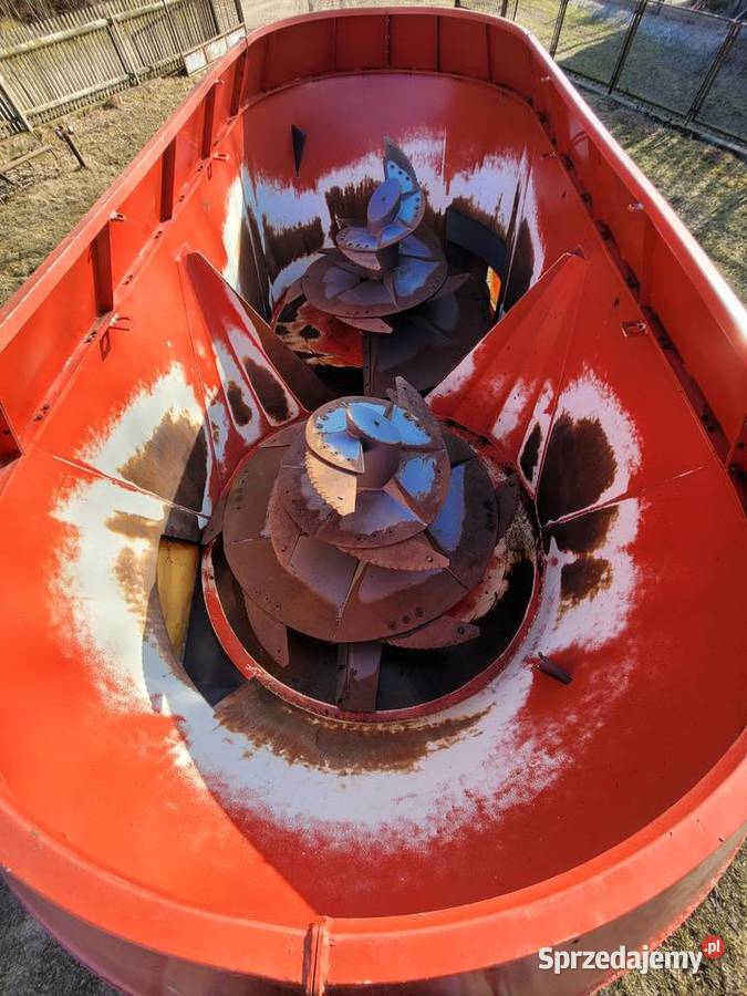 Paszowóz wóz paszowy Plug Ovlac Nur