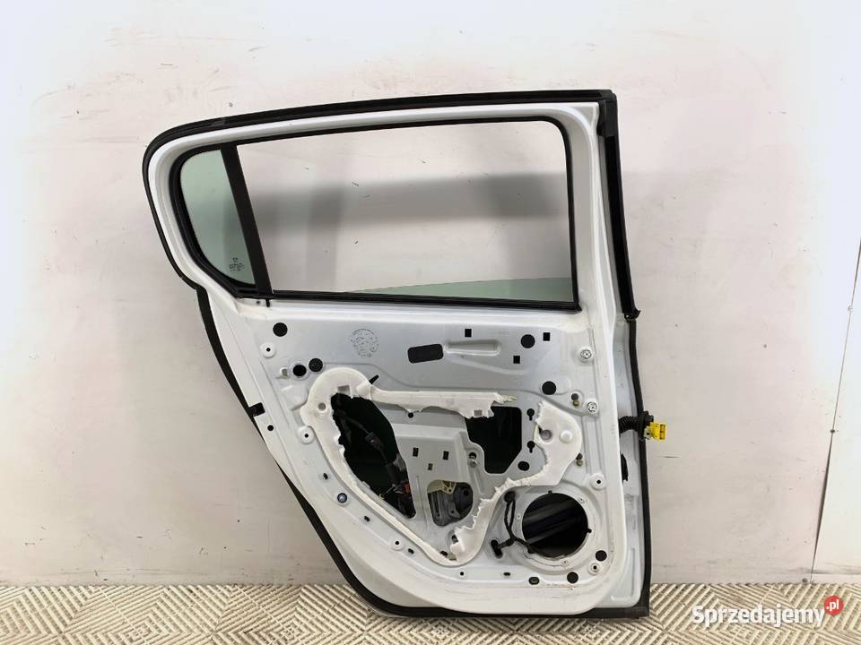 DRZWI LEWY TYŁ PEUGEOT 308 II Hatchback 1321