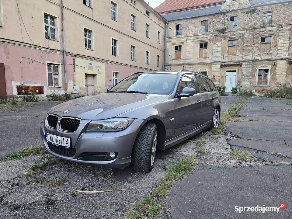 BMW e91 2010 20 diesel 143 bixenon panorama Wołów sprzedam