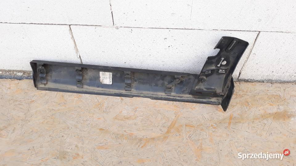 LAND ROVER DISCOVERY L319 LISTWA DRZWI PRAWA TYŁ Zatom Stary sprzedam