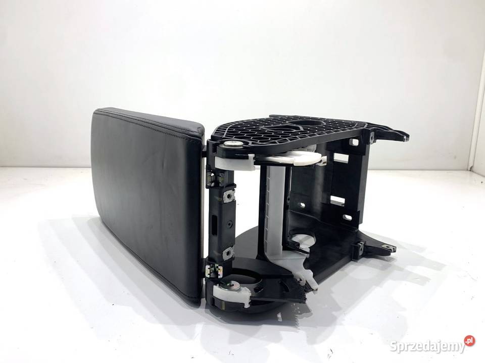 PODŁOKIETNIK SKODA SUPERB III Kombi 3V0864207A