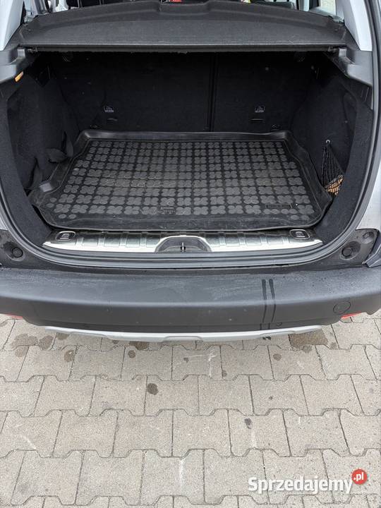 Peugeot 2008 12 Benzyna 110 2016 r 4/5 Bolesławiec