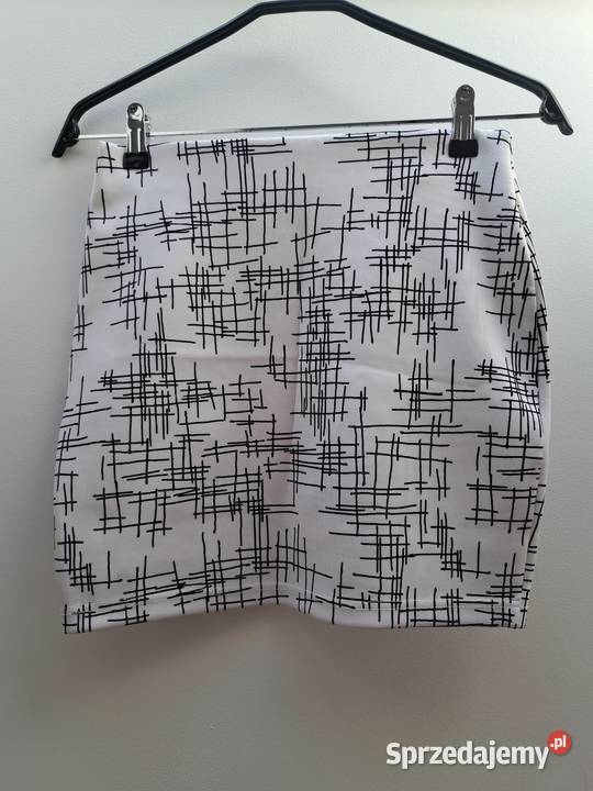 Białoczarna mini spódnica FOREVER 21 S Rozmiar 36(S) Trąbki Wielkie