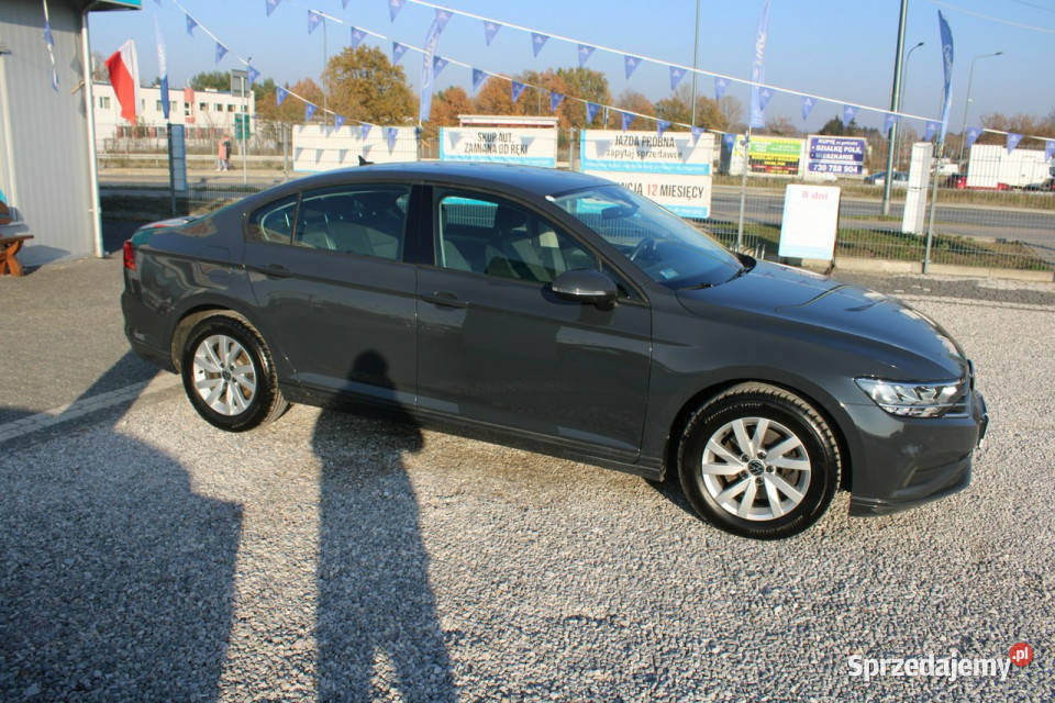 Volkswagen Passat ESSENCE AppConnect LED Fvat Warszawa