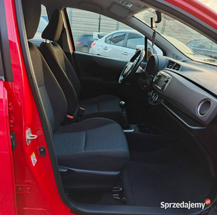 Toyota Yaris 13 benzyna opłatach III 20112019 Chełm sprzedam