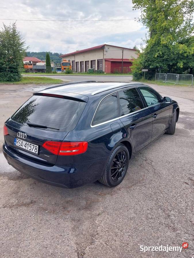 Audi A4B8 Rok produkcji 2010 Motoryzacja Sanok