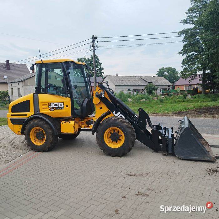 Ładowarka przegubowa JCB 407 kołowa 2021r Cat Łowicz sprzedam