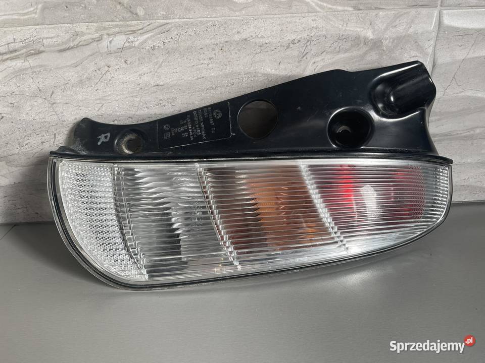 LANCIA YPSILON LIFT PRAWA LAMPA TYŁ