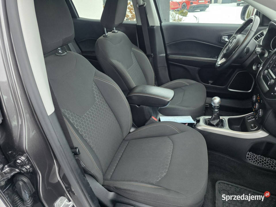 Jeep Compass niski przebieg 95045 zadbany światła do jazdy dziennej Czarnków sprzedam