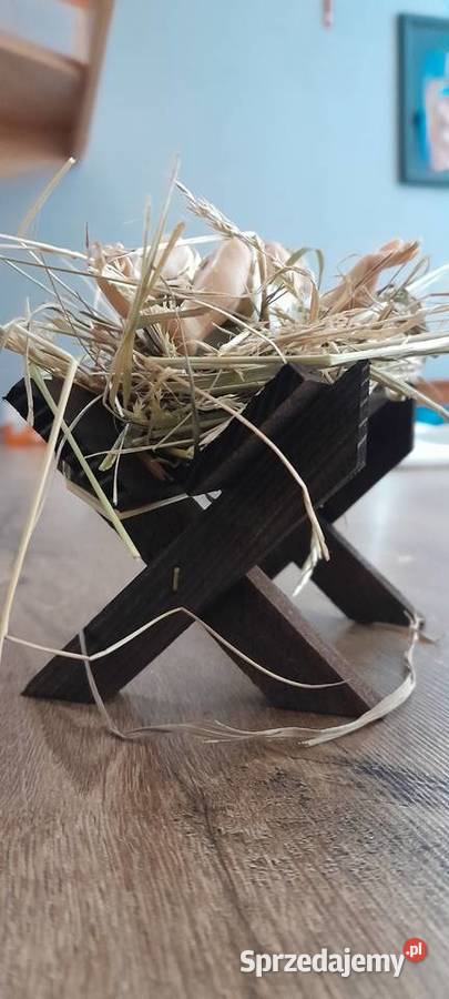 Dzieciątko Jezus w żłóbku