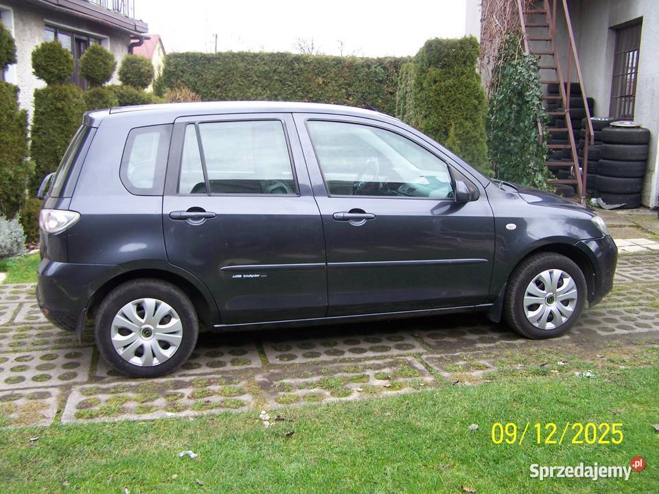 Mazda 2 12 75 liftingu klima super stan okazja ABS małopolskie Tarnów