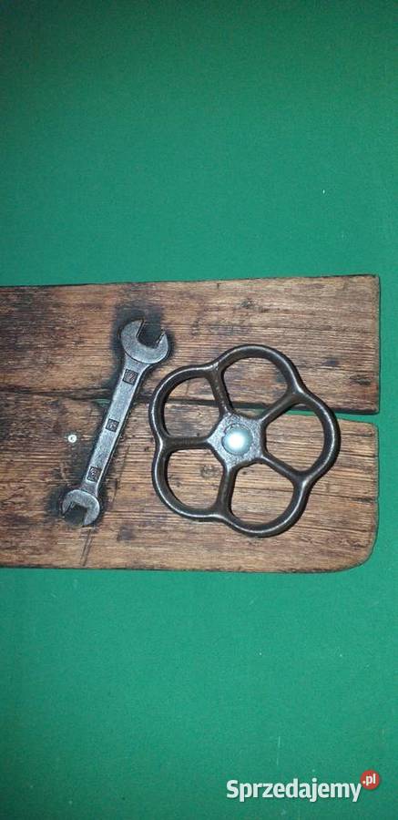 Wieszak na ubrania Częstochowa