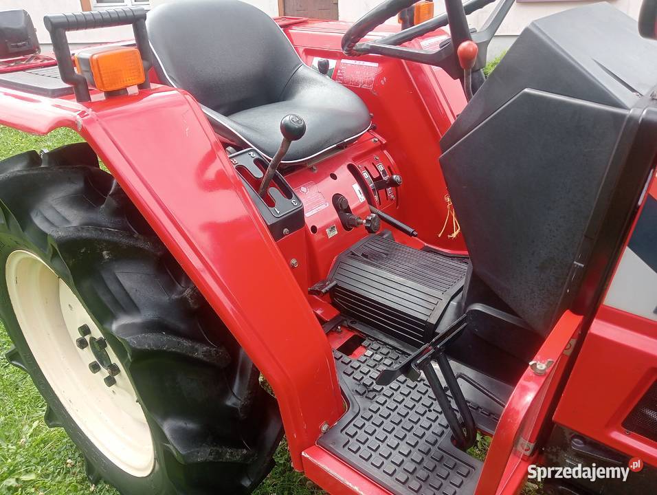 Ciągnik 4x4 Kubota 20 wspomaganie kierownicy Przedni TUZ podkarpackie Jasienica Rosielna