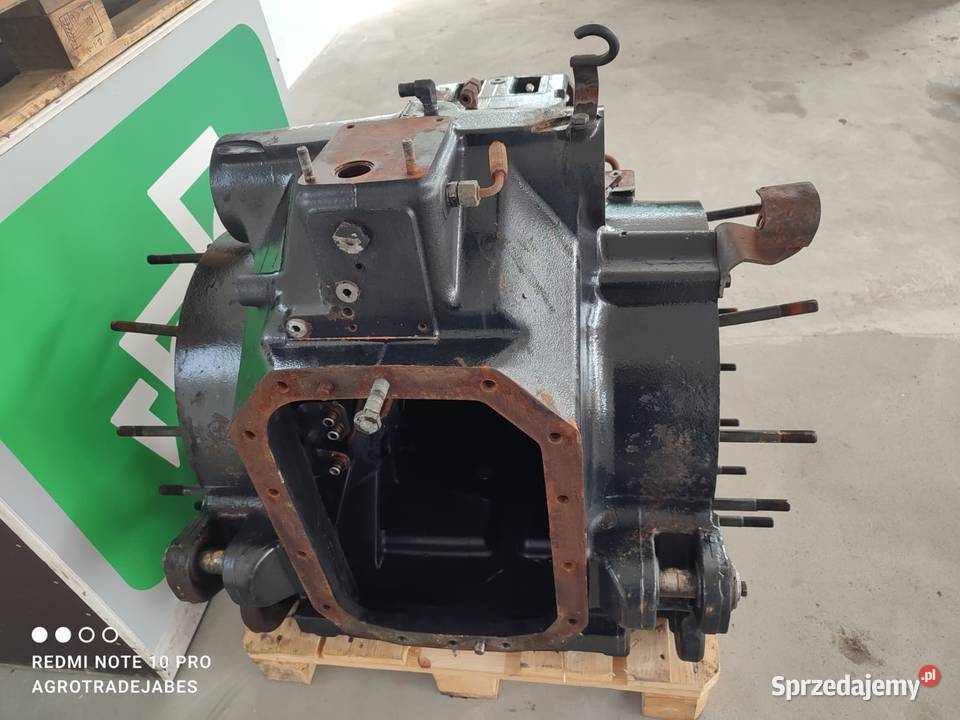 Obudowa tylnego mostu 84219618 14012 Holland sprzedam