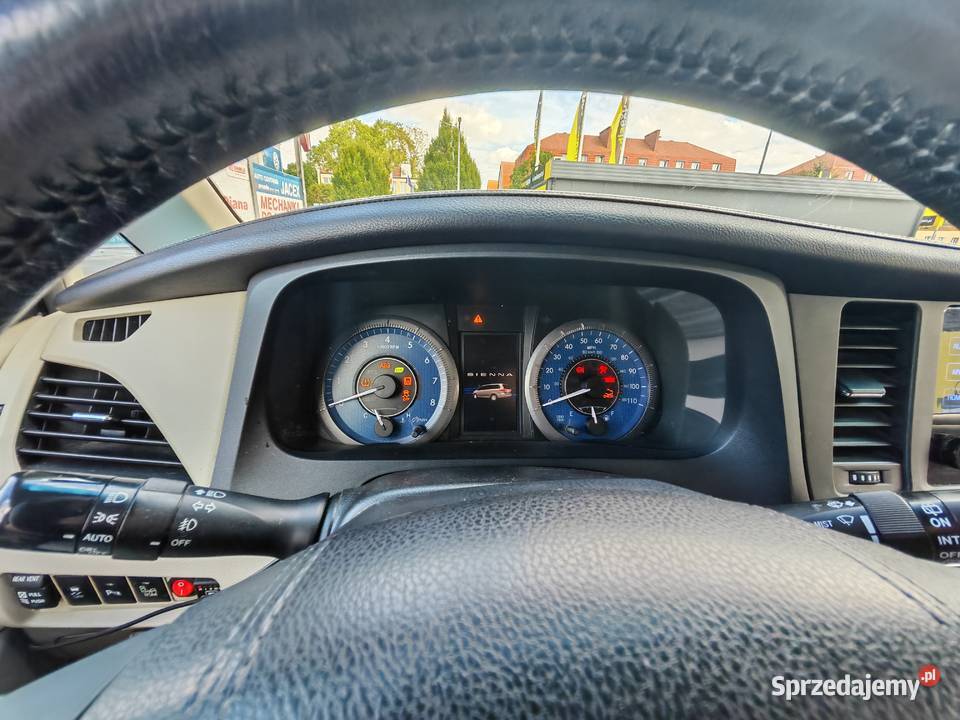 sprzedam Toyota Sienna 2015 XLE LPG
