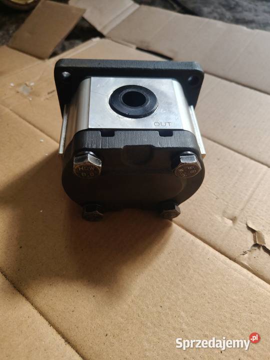 Sprzedam pompę hydrauliczną 12l na min Prawe Ciemień