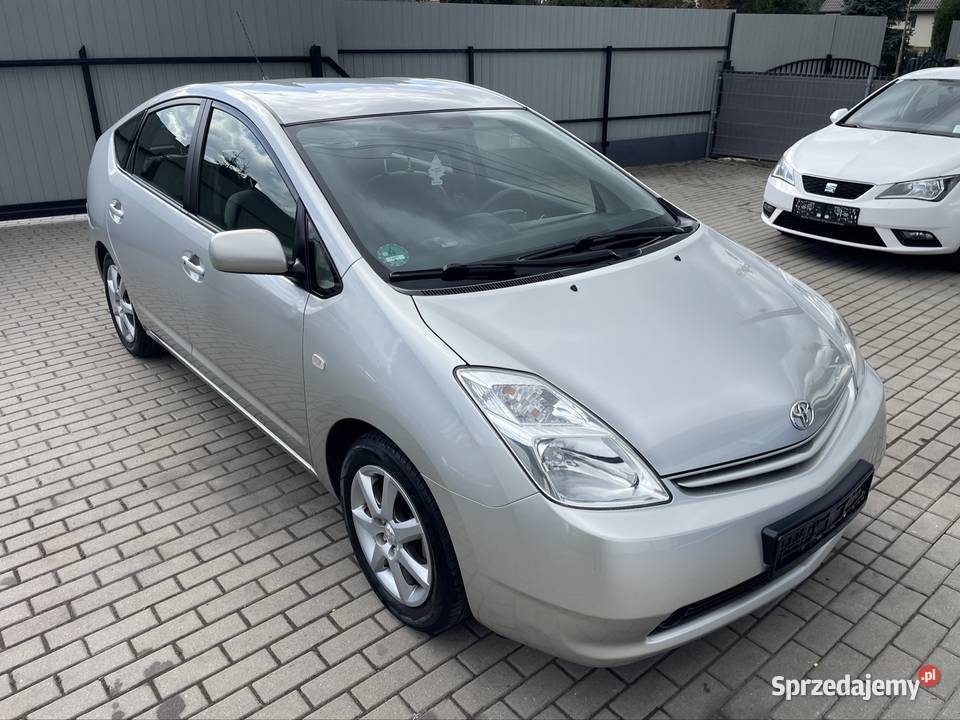 Toyota Prius 15 hybryda NIE TAXI Kamień
