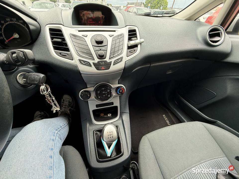 Ford Fiesta 2012 nieuszkodzony