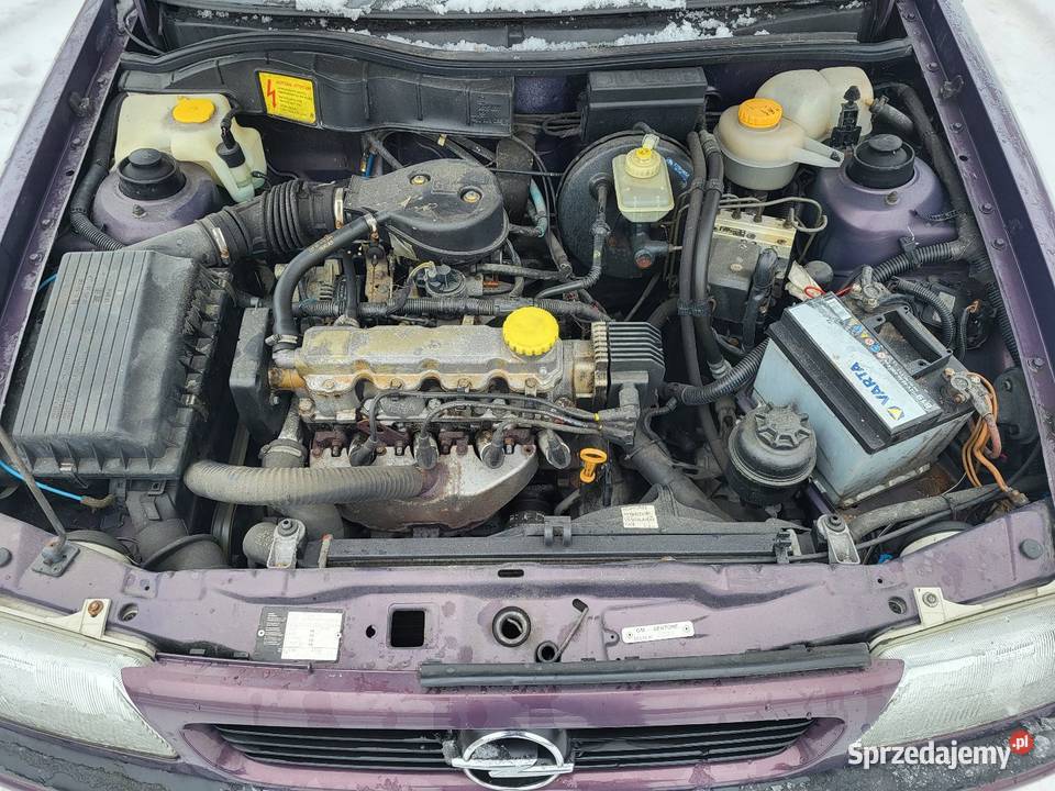 Astra Cabrio Unikat 16 benz Rok produkcji 1994 mazowieckie