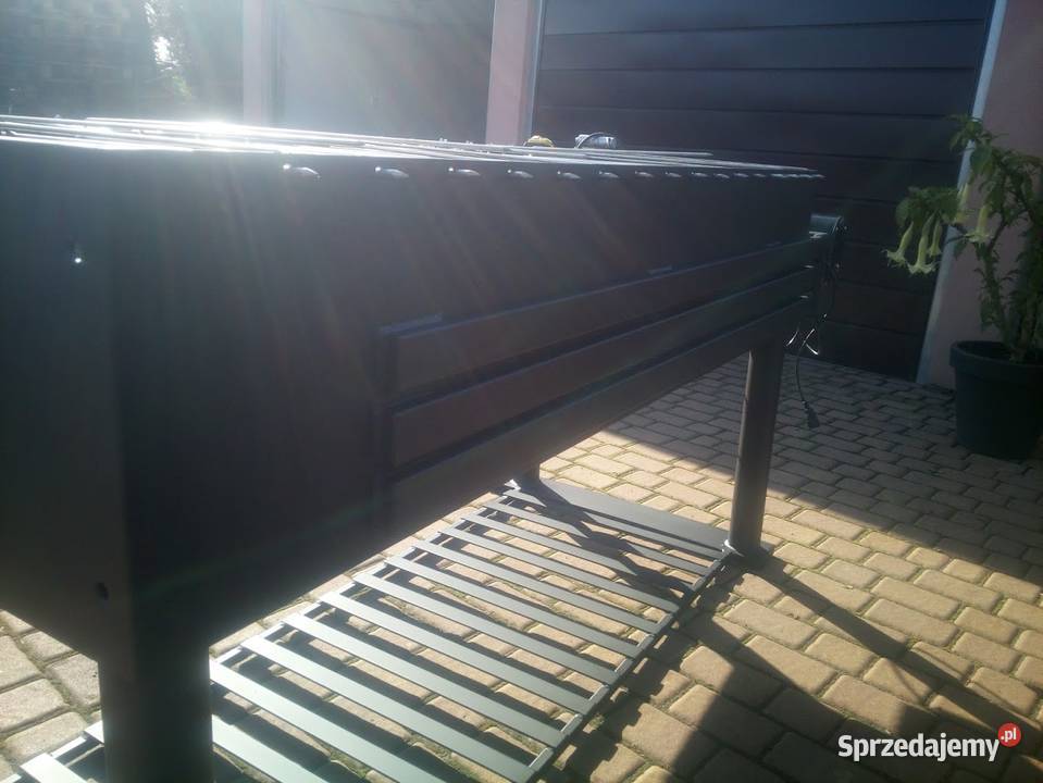 Gastronomiczny grill cateringowy węglowy