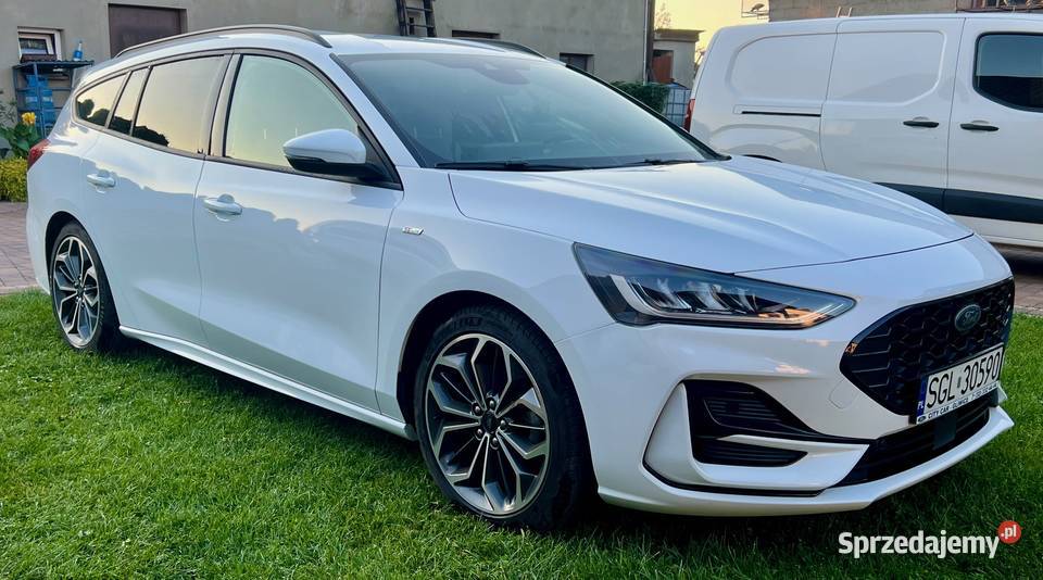 Ford Focus STLINE X Kombi Automat mHEV 155
