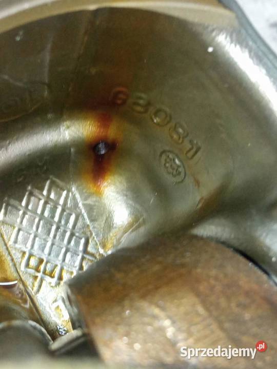 TŁOK KORBOWÓD 79L99 16 16V Opel Astra IV 2009 Rok produkcji 2011