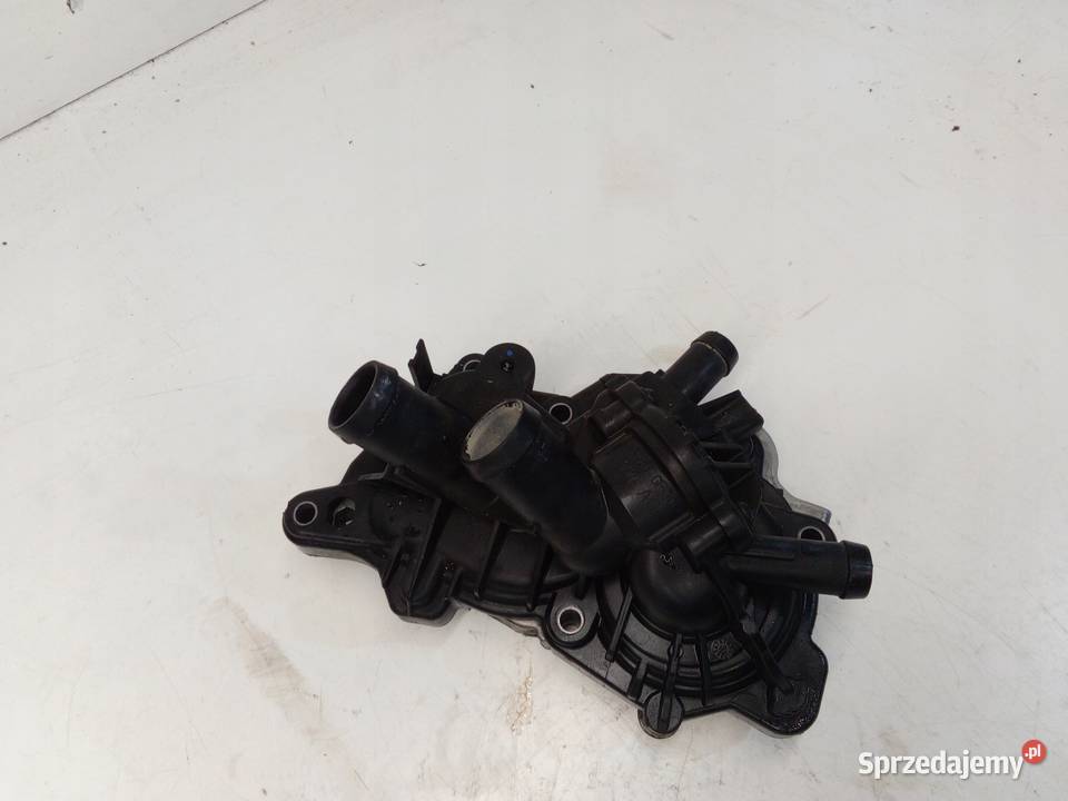 POMPA WODY TERMOSTAT AUDI VW 14 TFSI 04E121600AD osobowe