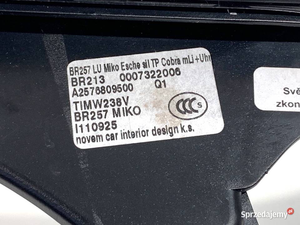 LISTWA DEKOR KOKPITU MERCEDES CLS A2576809500 osobowe