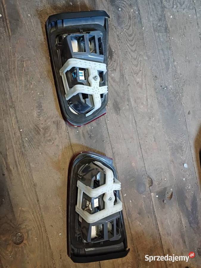 Lampa tylnej klapy mercedes w253 GLC osobowe Bilcza