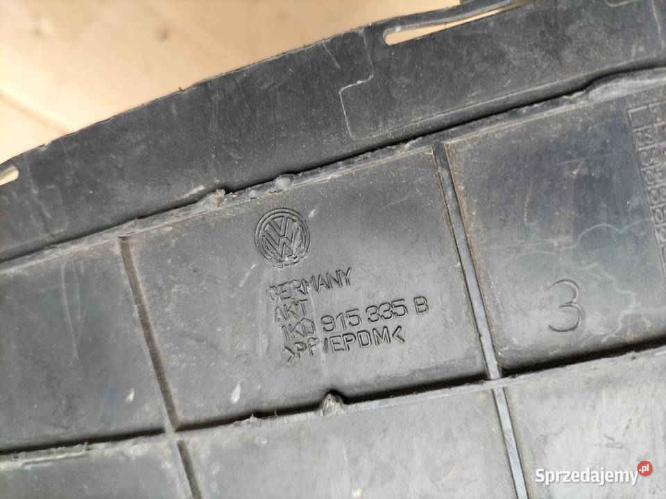 OBUDOWA OBUDOWA AKUMULATORA VW AUDI 1K0915335B Kamień-Kolonia