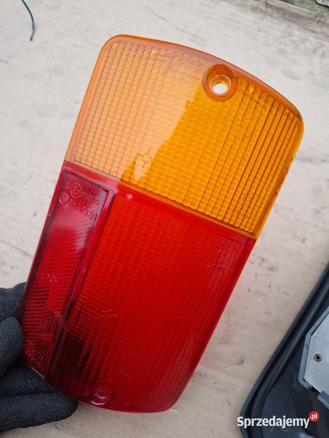 Lampa tył tylna Fiat 126p Maluch EL Lampy tylne Strzelce Opolskie