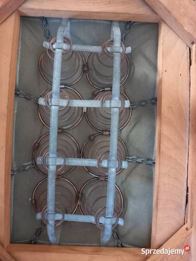 Stare taborety stołki podnóżki na sprężynach PRL Pufy i podnóżki Rawicz