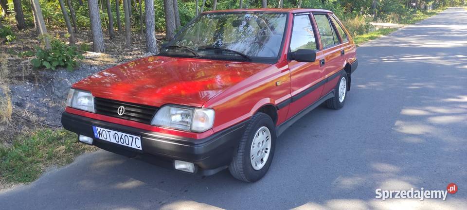 Polonez Caro 15 87000 mazowieckie Kopki