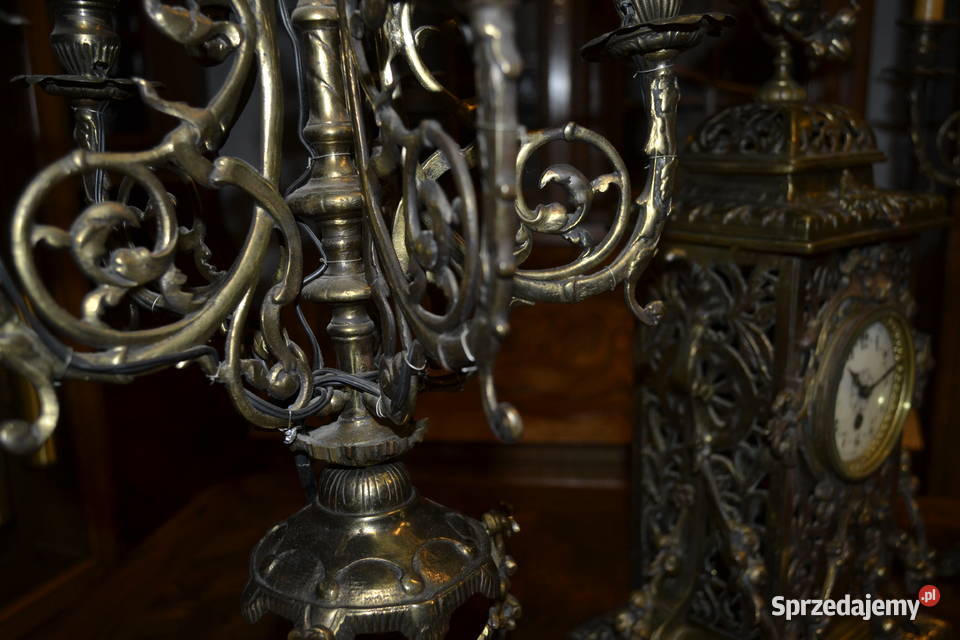 zegar kominkowy z kandelabrami mosiądz