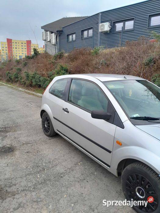 Ford Fiesta mk5 13 1300cm3 Dąbrowa Górnicza sprzedam