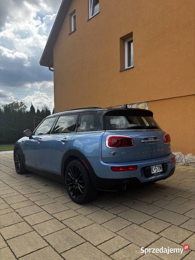 MINI COOPER CLUBMAN