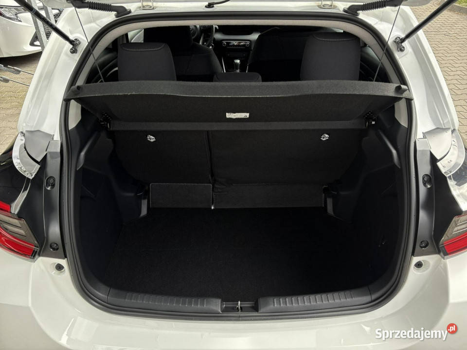 Toyota Yaris 15 Hybrid 116 STYLE salon Polska autoalarm Warszawa