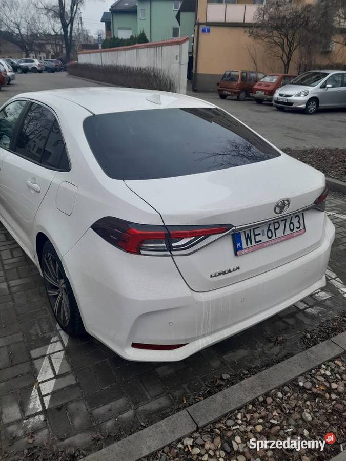 Toyota Corolla 2022 super stan bezwypadkowa aso Wołomin sprzedam