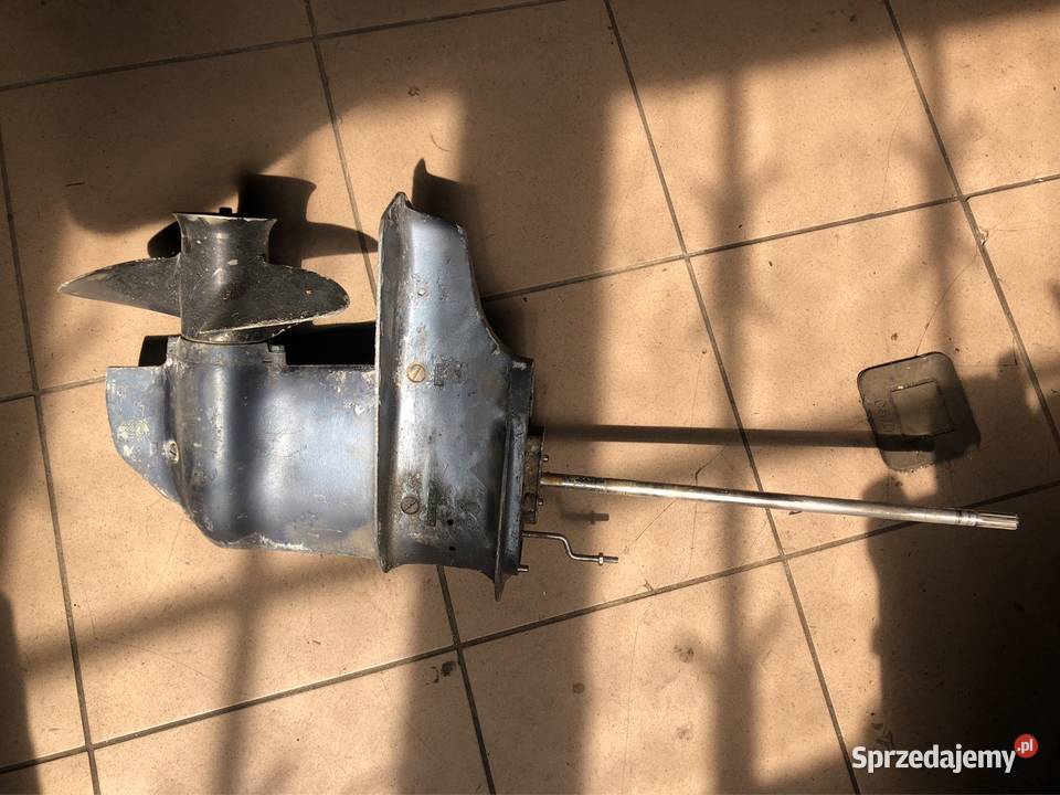 Evinrude stopa silnika 2t ze śrubą napędową Piła sprzedam